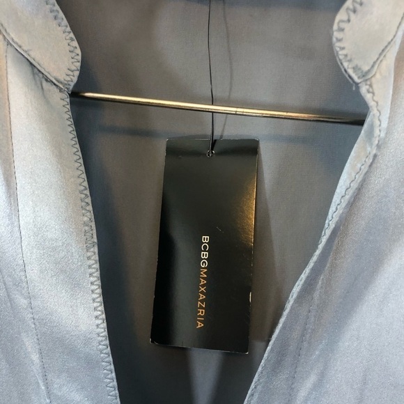 BCBG MaxAzria woven top 100% silk NWT - Blue Grey - Picture 2 of 4
